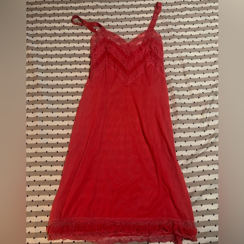💋Cute vintage lingerie flattering slip dress with thick adjustable straps